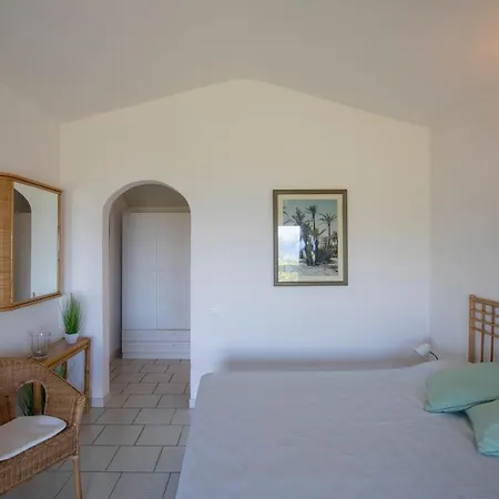 Helloelba Azzurra Semesterbostad